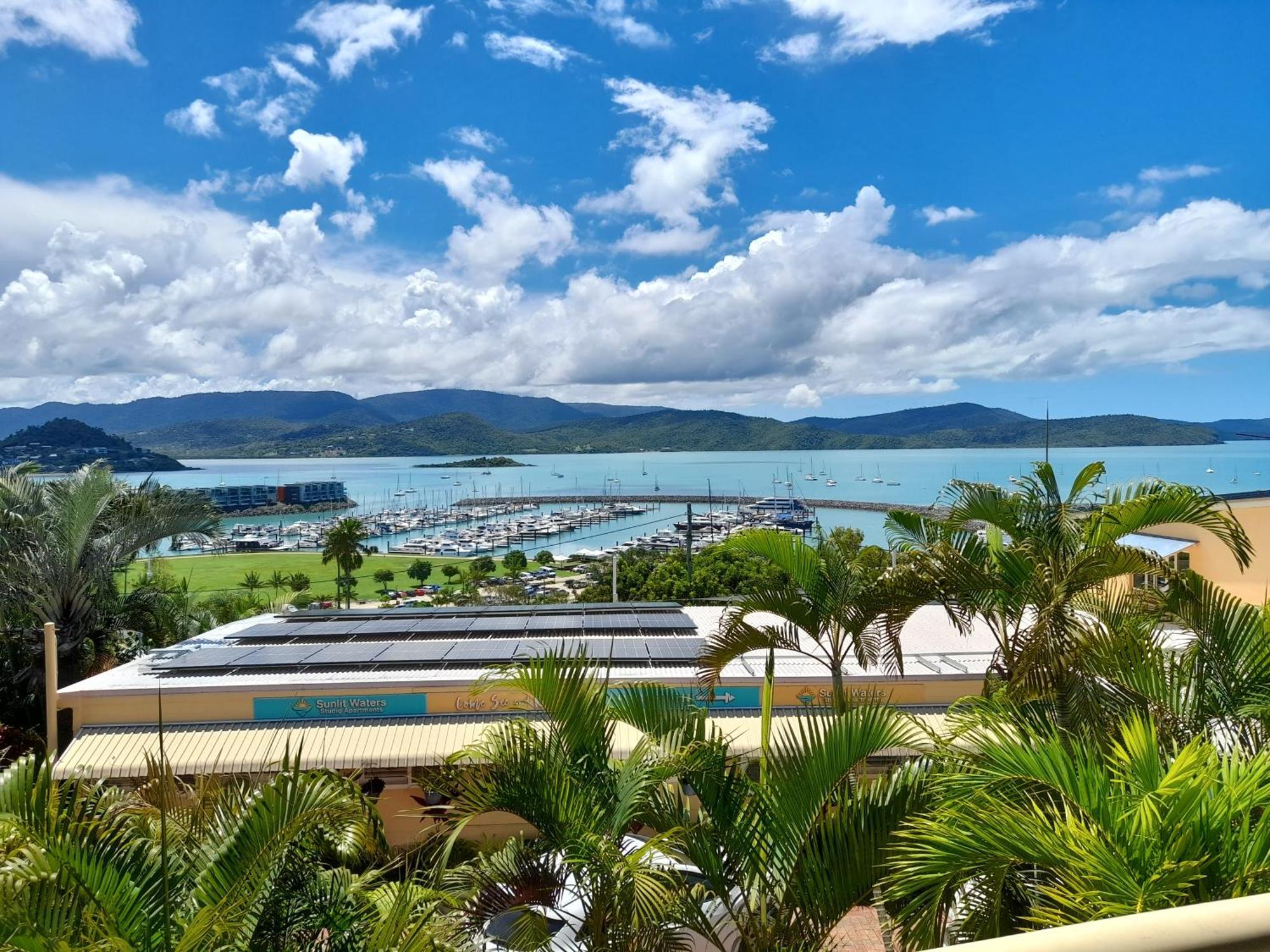 Airlie Apartments Airlie Beach Buitenkant foto